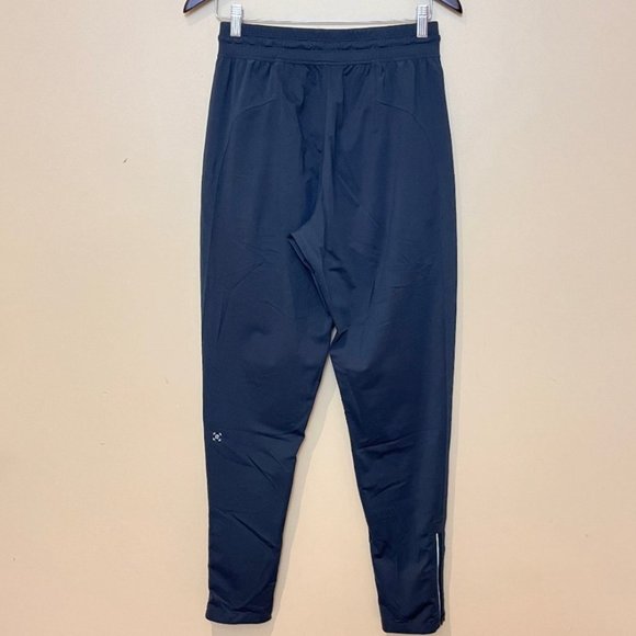 Lululemon Chill Motion grey size S men's pants. Tailored fit. Great condition! - Picture 5 of 8